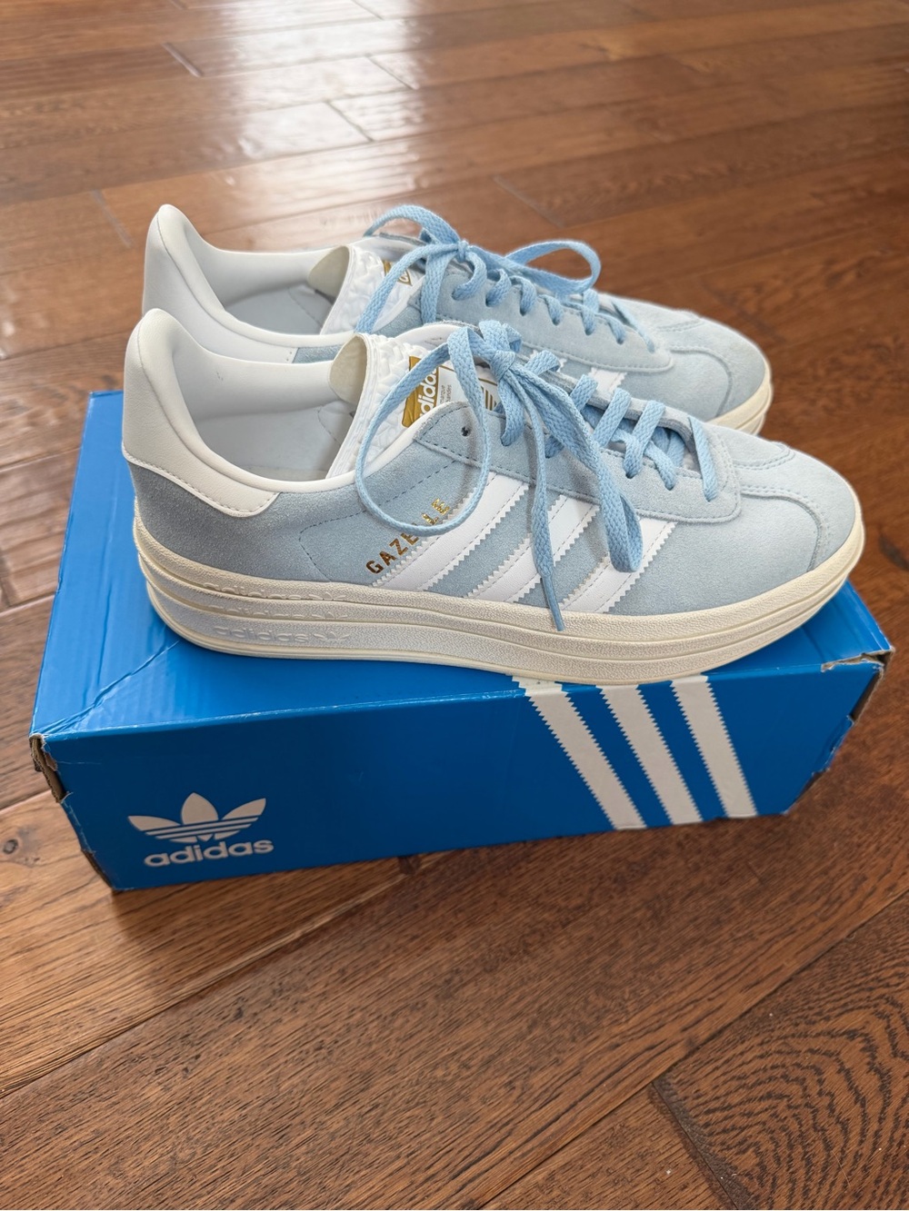 adidas Suede Gazelle Low-Top Sneakers, platform, sky blue